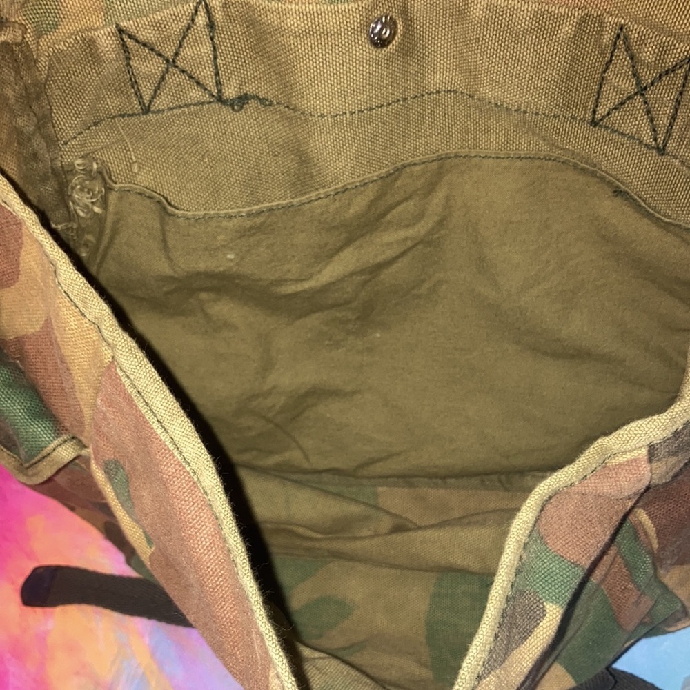 Camo Backpack - Picture 6 of 8